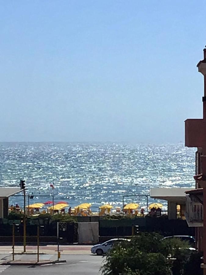 Ostia Bed And Beach Экстерьер фото